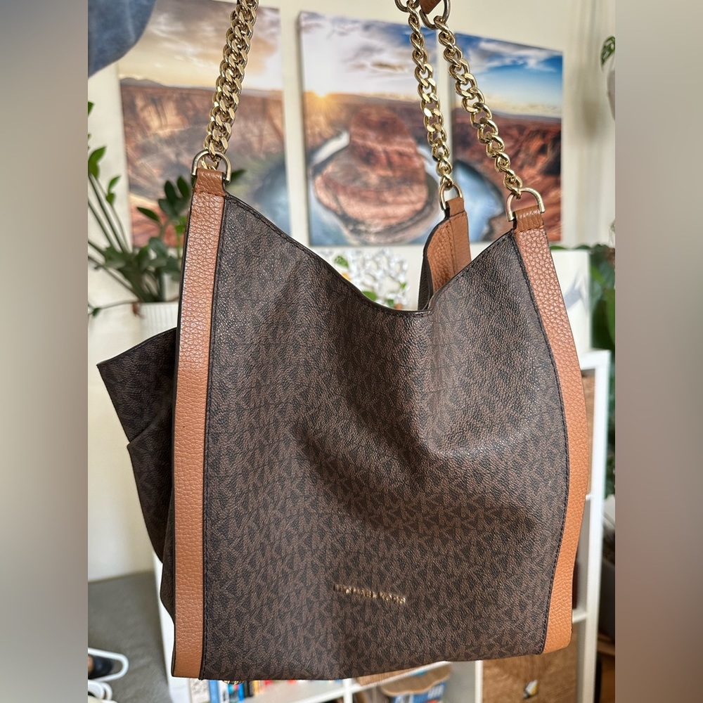 Michael Kors purse